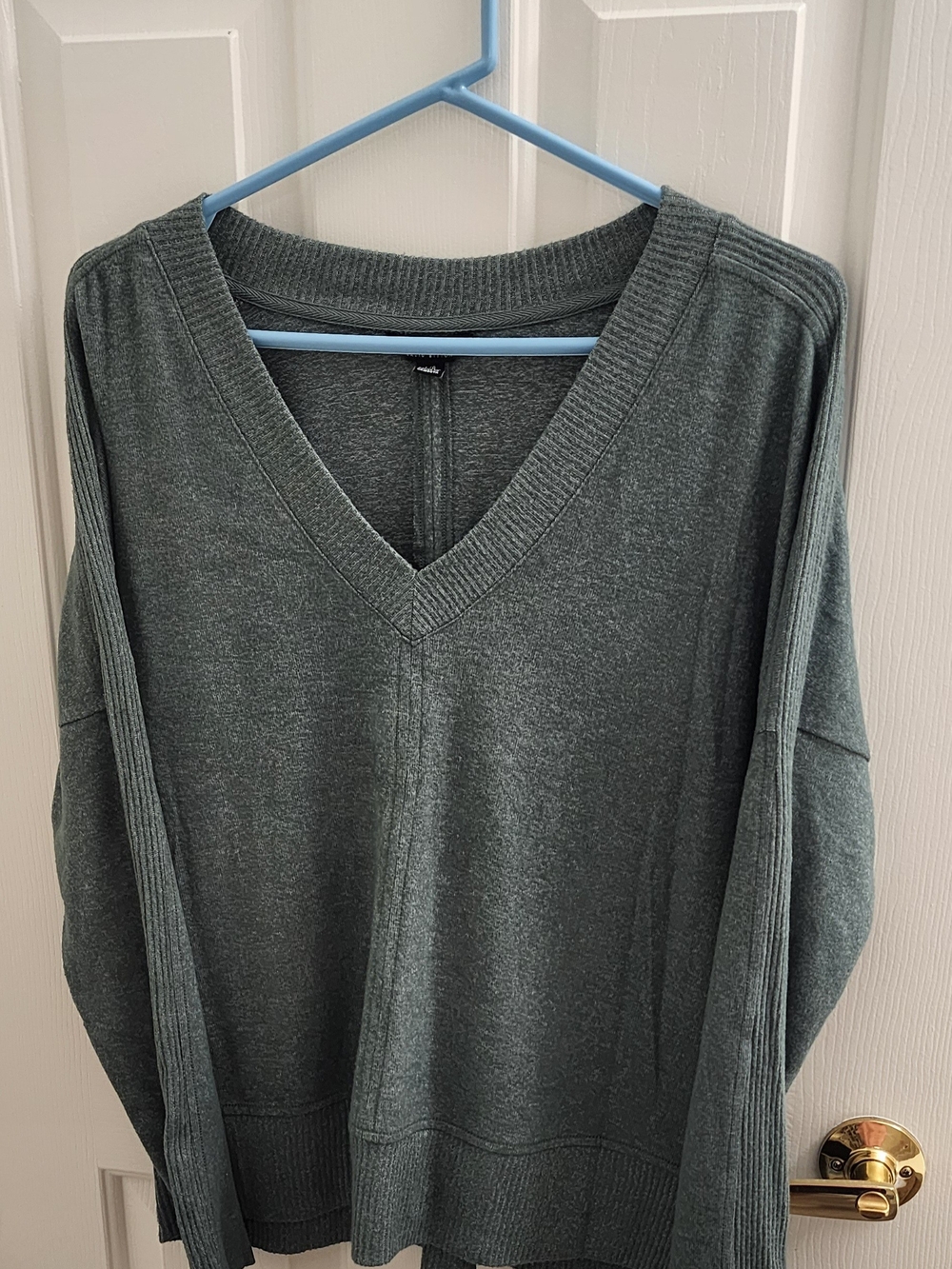 Buffalo David Bitton Heathered Forest Green V-Neck Sweater